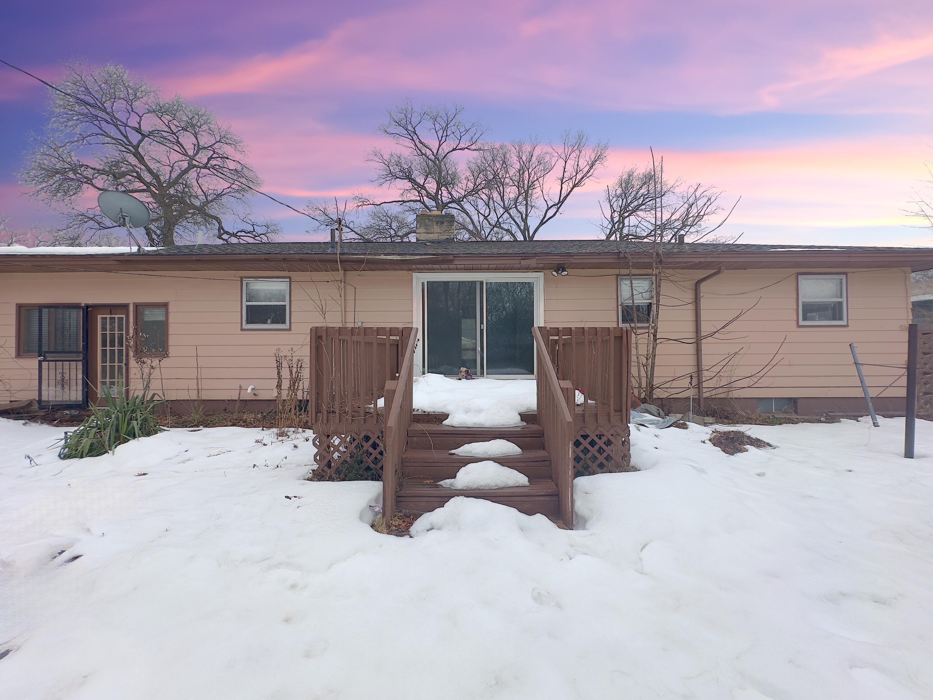 2120 Riordan Street Muskegon, MI 49444 - Photo 35 of 38 IMG_1922