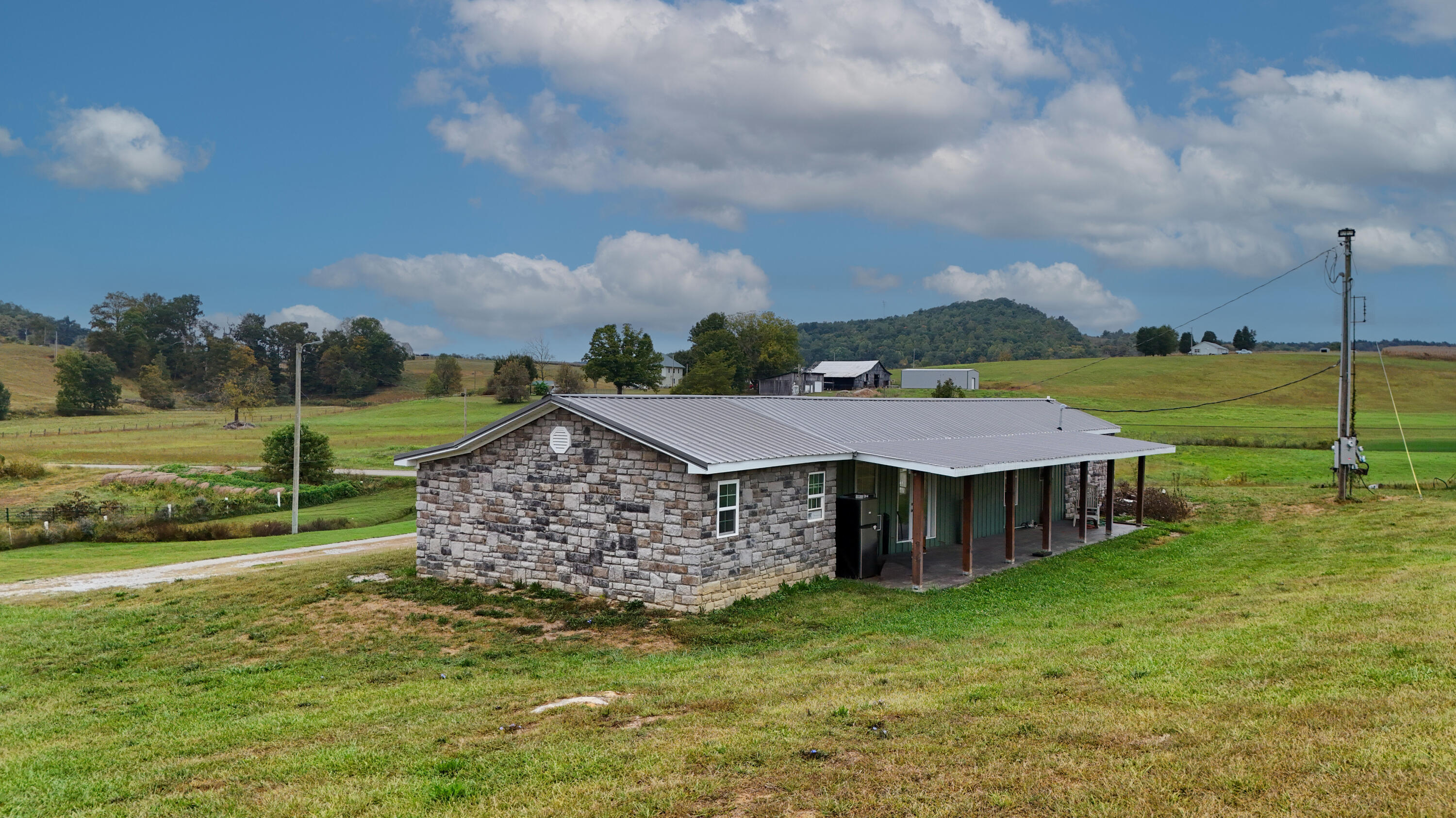 1275 Wabd Jones Road Mount Vernon, KY 40456 - Photo 17 of 22 LightroomRealEstateEdits-9 copy