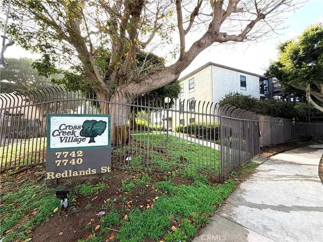 $3,850 | 7742 Redlands Street, Unit D2051, Playa del Rey, CA 90293