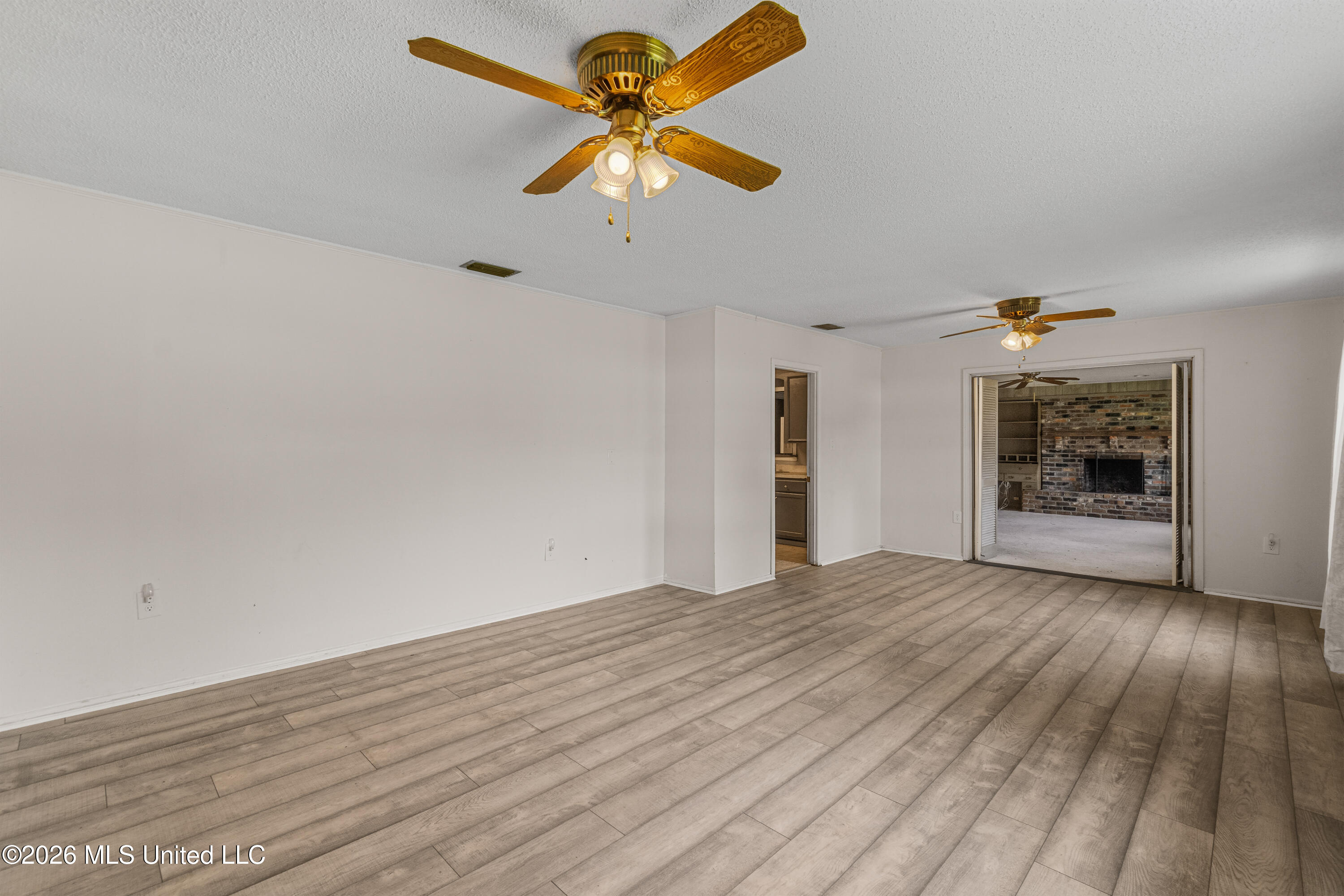 2816 Williamsburg Road Hattiesburg, MS 39402 - Photo 8 of 45 2816_Williamsburg_Road-4
