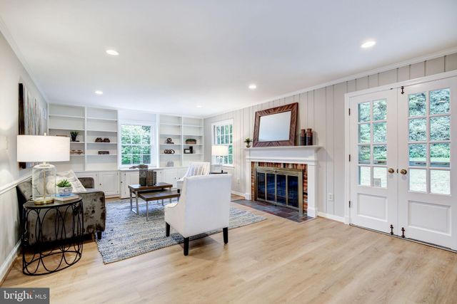 $1,515,000 | 7421 Haddington Place, Bethesda, MD 20817