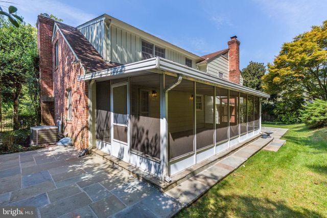 $1,515,000 | 7421 Haddington Place, Bethesda, MD 20817