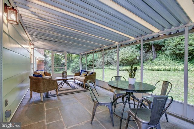 $1,515,000 | 7421 Haddington Place, Bethesda, MD 20817