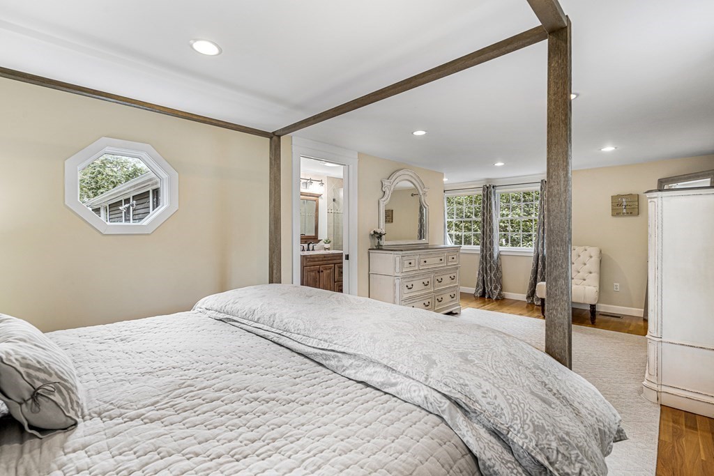 11 Milton Road Reading, MA 01867 - Photo 23 of 40 Gallery Image 23