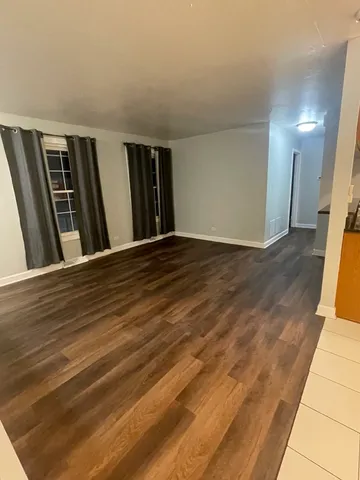 $1,800 | 533 Darlene Lane, Unit D, Glendale Heights, IL 60139