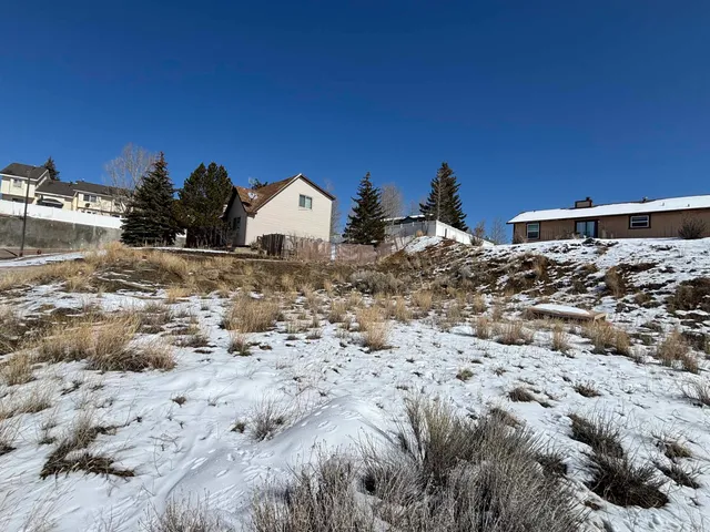 $57,000 | 213 Grand View Circle, Evanston, WY 82930