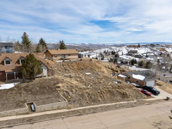$57,000 | 213 Grand View Circle, Evanston, WY 82930