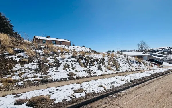 $57,000 | 213 Grand View Circle, Evanston, WY 82930