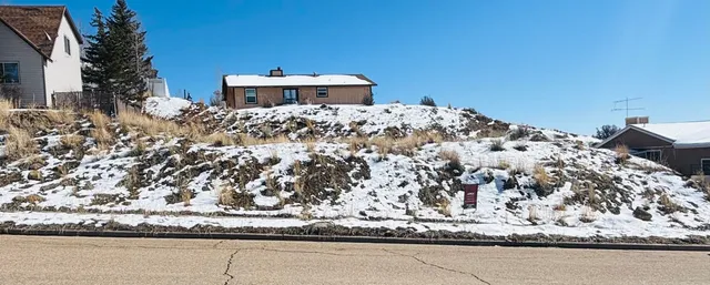 $57,000 | 213 Grand View Circle, Evanston, WY 82930