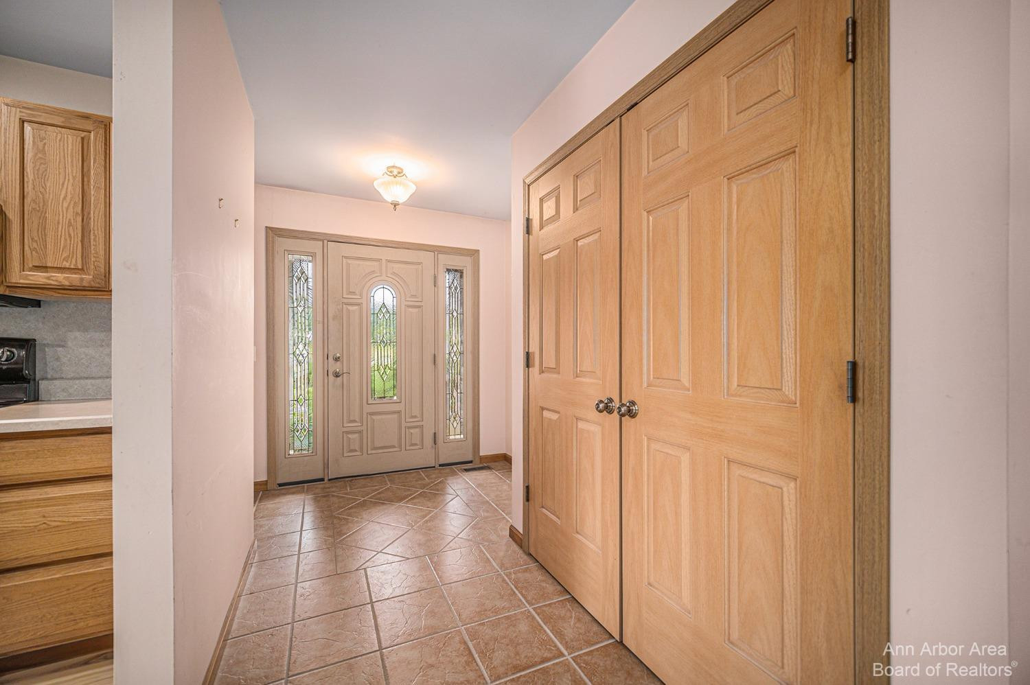 425 South Freer Road Chelsea, MI 48118 - Photo 2 of 22 Photo 2