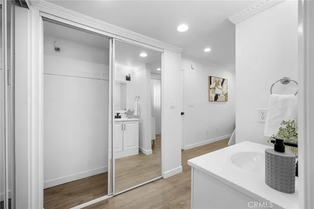 $3,000 | 408 Burchett Street, Unit 5, Glendale, CA 91203