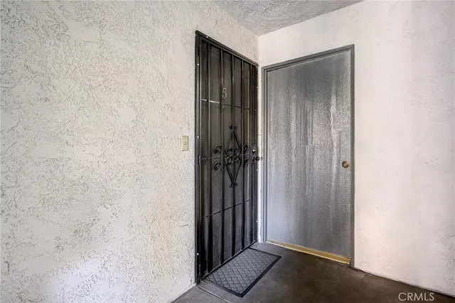 $3,000 | 408 Burchett Street, Unit 5, Glendale, CA 91203