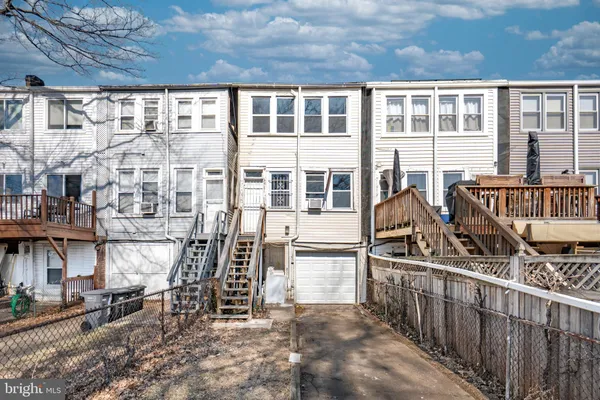 $4,000 | 1805 Potomac Avenue Southeast, Washington, DC 20003
