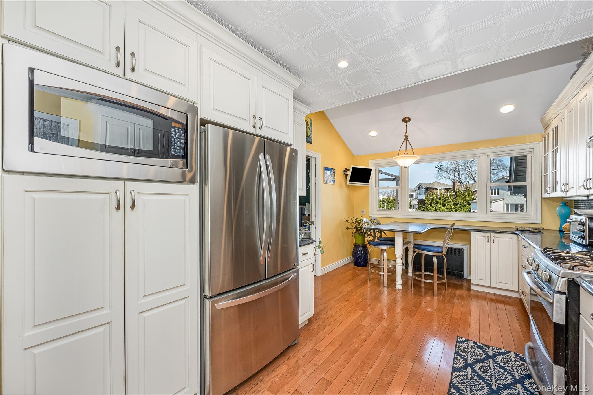 62 West 1st Street Freeport, NY 11520 - Photo 18 of 28