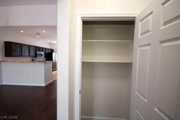 $2,100 | 704 Peachy Canyon Circle, Unit 202, Las Vegas, NV 89144