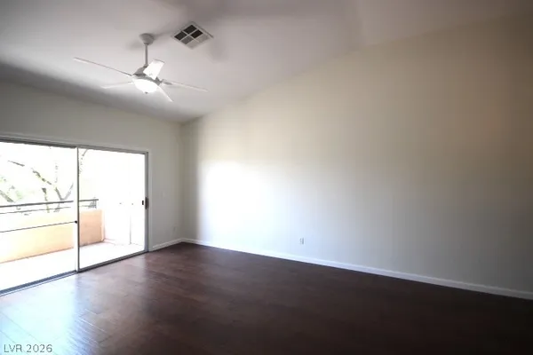 $2,100 | 704 Peachy Canyon Circle, Unit 202, Las Vegas, NV 89144
