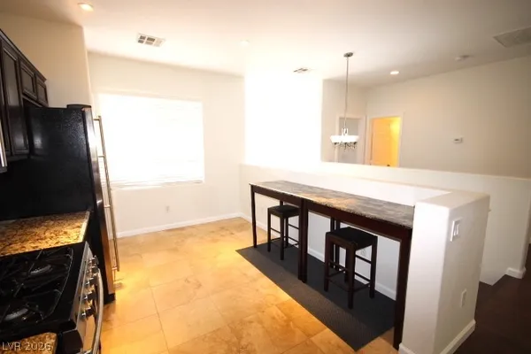 $2,100 | 704 Peachy Canyon Circle, Unit 202, Las Vegas, NV 89144