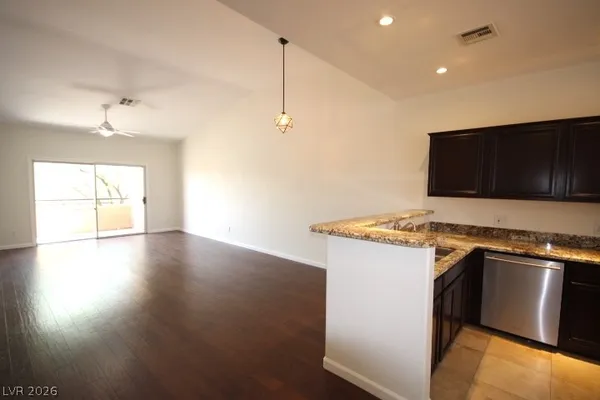 $2,100 | 704 Peachy Canyon Circle, Unit 202, Las Vegas, NV 89144