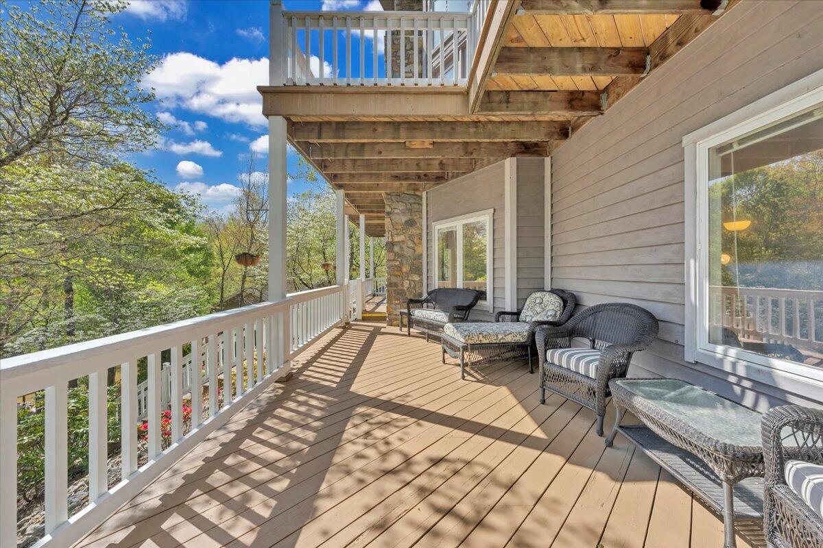 270 Forest Edge Road Wirtz, VA 24184 - Photo 51 of 79 49-MIB03297