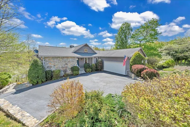 $659,000 | 270 Forest Edge Road, Wirtz, VA 24184