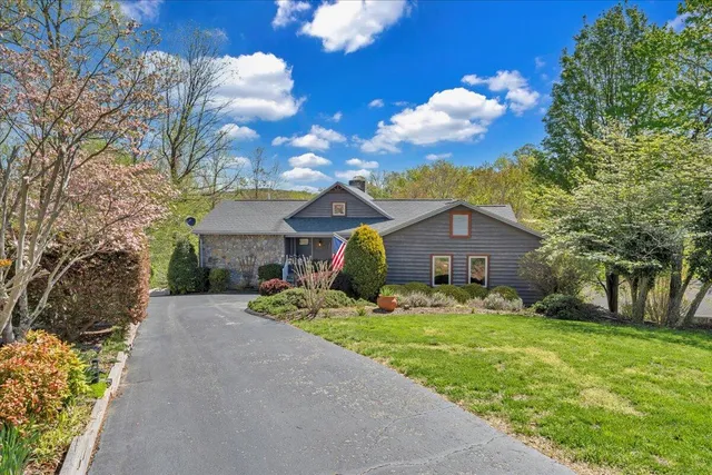 $659,000 | 270 Forest Edge Road, Wirtz, VA 24184