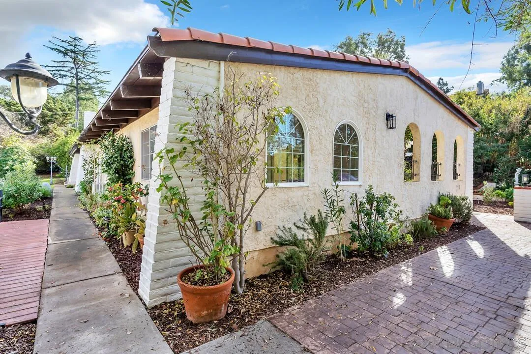 12731 Stone Canyon Road Poway, CA 92064 - Photo 41 of 44 a front view of a house with garden