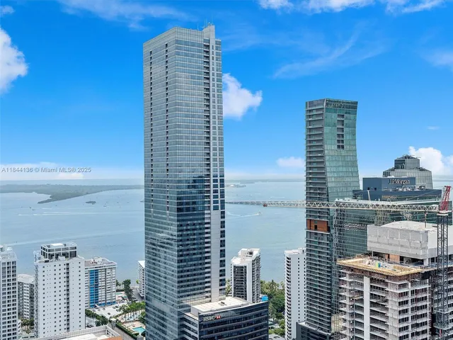 $6,400 | Brickell, Miami, FL 33130
