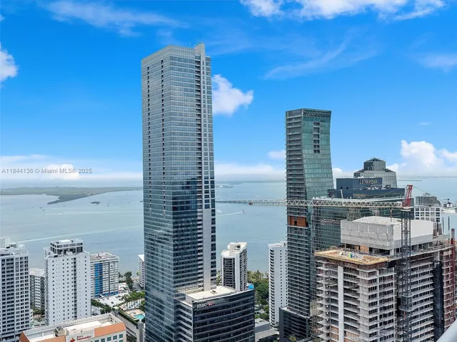$6,400 | Brickell, Miami, FL 33130