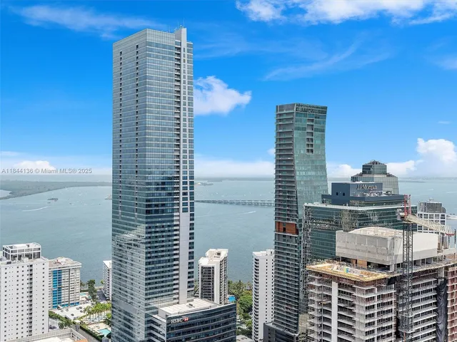 $6,400 | Brickell, Miami, FL 33130