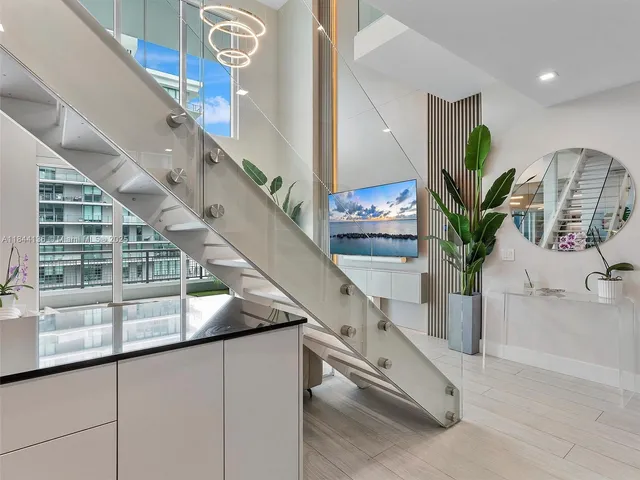 $6,400 | Brickell, Miami, FL 33130