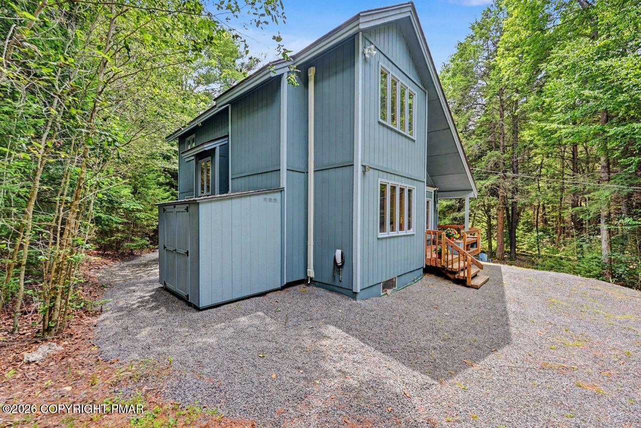 1215 Deer Trail Road Pocono Pines, PA 18350 - Photo 28 of 32 Exterior Highlights