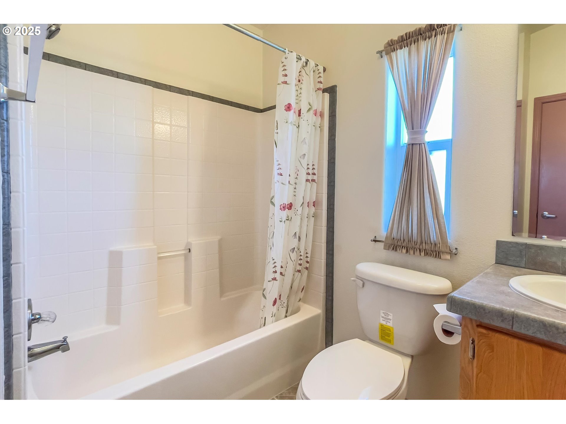 827 10th Street Southwest Bandon, OR 97411 - Photo 20 of 36 Gallery Image 20