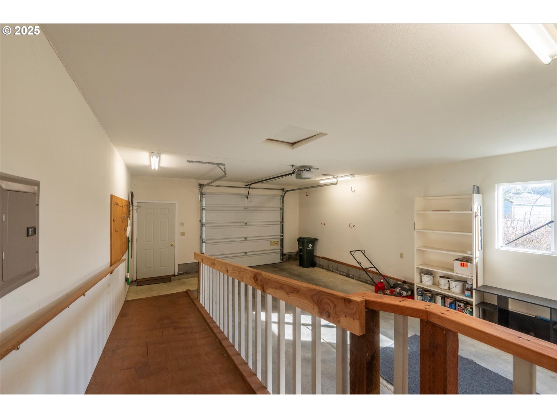 827 10th Street Southwest Bandon, OR 97411 - Photo 31 of 36 Gallery Image 31