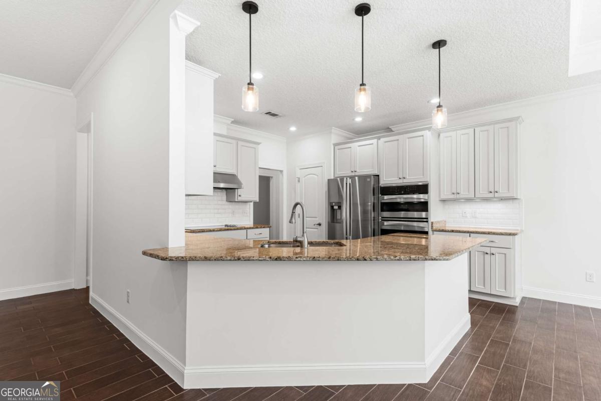 402 The Strand St. Marys, GA 31558 - Photo 11 of 39