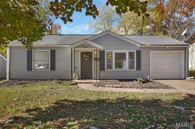 $145,000 | 9845 Dennis Drive, St. Louis, MO 63136