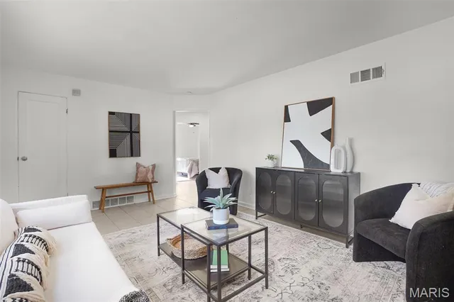 $145,000 | 9845 Dennis Drive, St. Louis, MO 63136