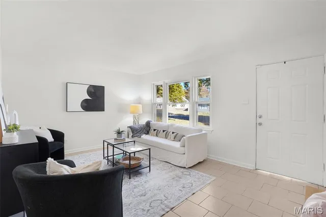 $145,000 | 9845 Dennis Drive, St. Louis, MO 63136