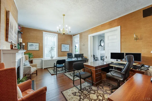 $825,000 | 2525 Rivermont Avenue, Lynchburg, VA 24503