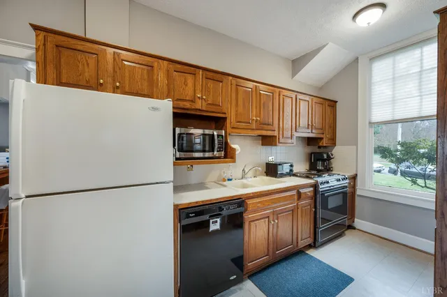 $825,000 | 2525 Rivermont Avenue, Lynchburg, VA 24503