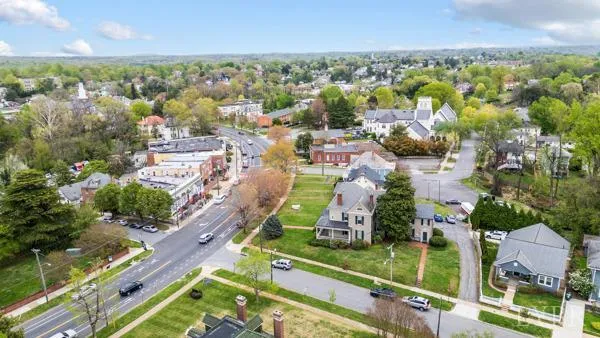 $825,000 | 2525 Rivermont Avenue, Lynchburg, VA 24503