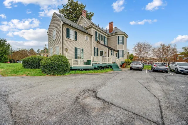 $825,000 | 2525 Rivermont Avenue, Lynchburg, VA 24503