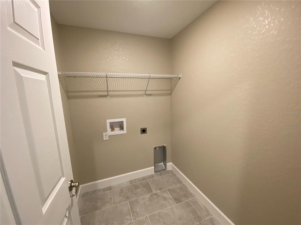 3011 Southwest 140th Loop Ocala, FL 34473 - Photo 20 of 22 a view of an empty room