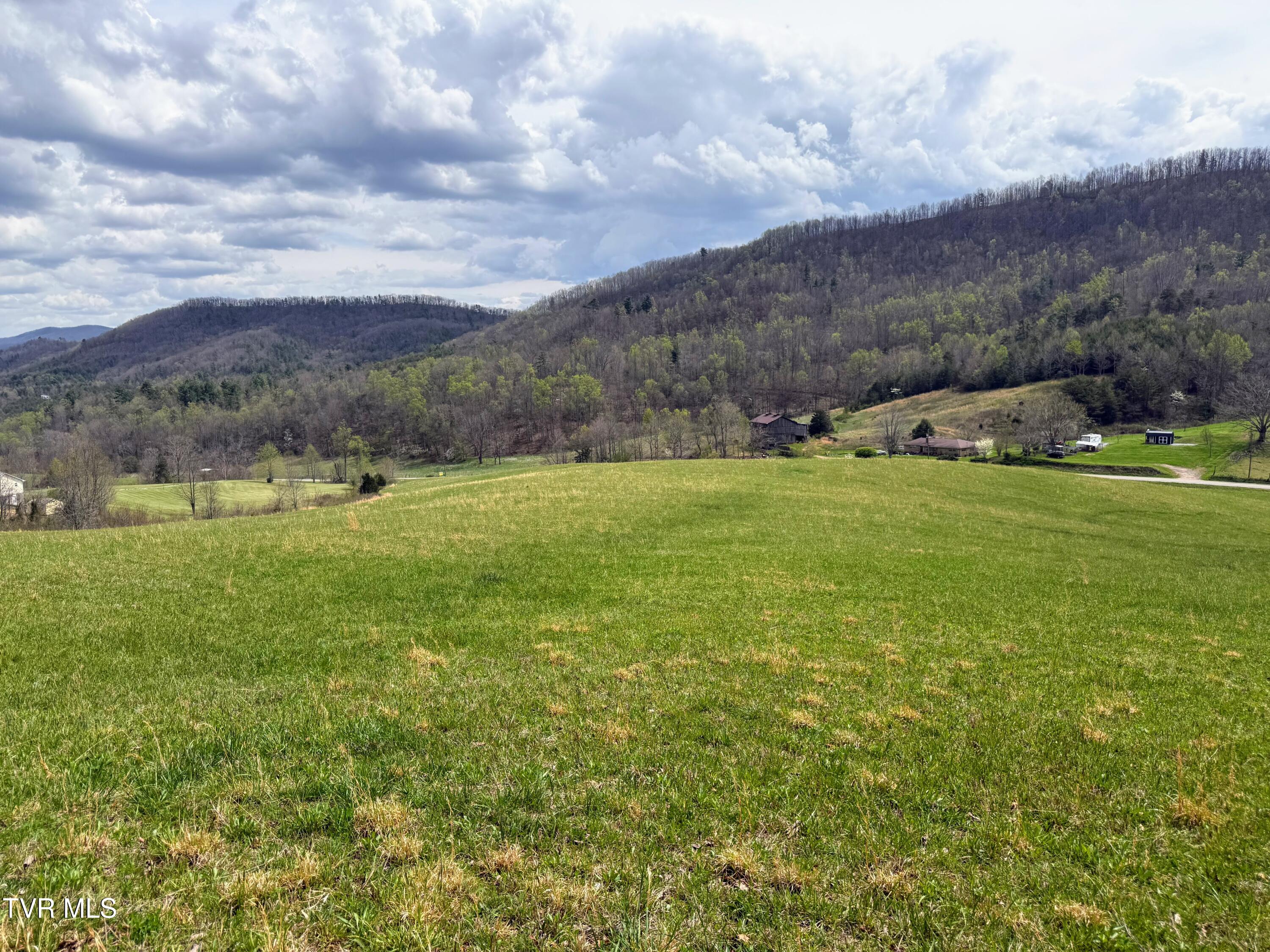 1a Rd Greeneville Tn 37743 Road Greeneville, TN 37743 - Photo 9 of 28 IMG_008