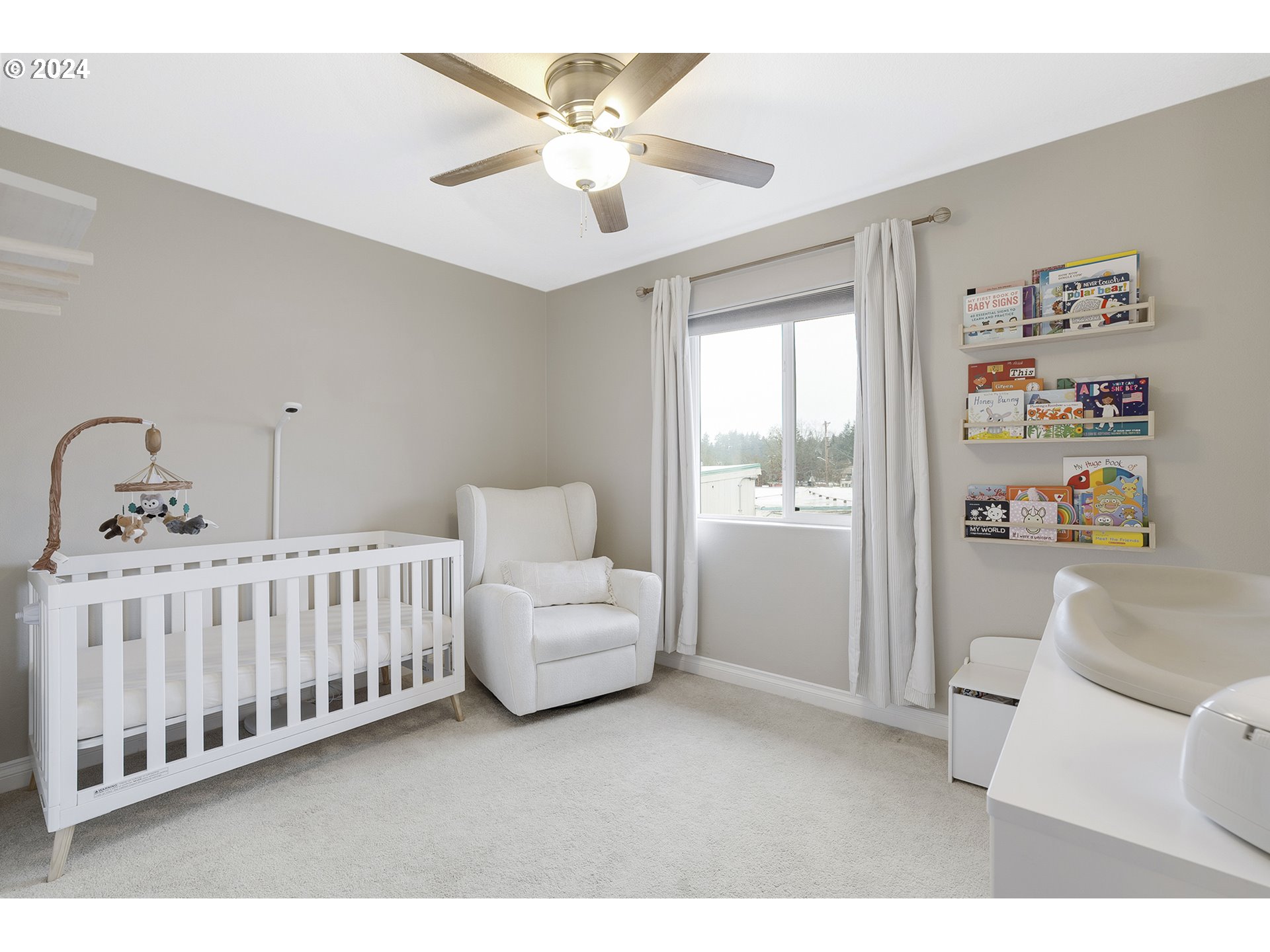 8640 Southwest Milon Lane Portland, OR 97225 - Photo 20 of 28 Bedroom