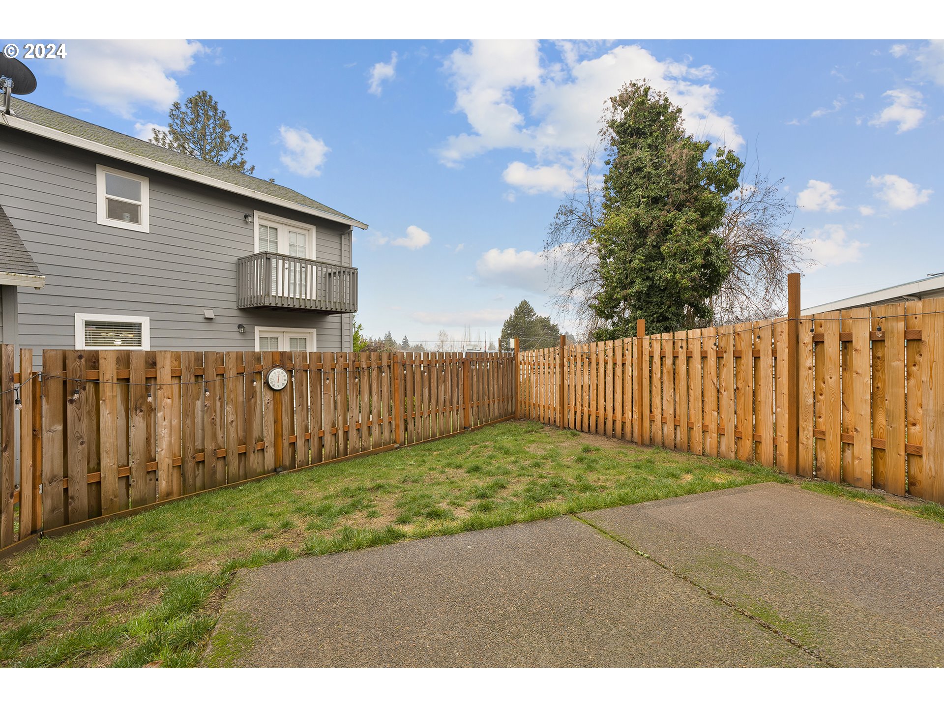 8640 Southwest Milon Lane Portland, OR 97225 - Photo 24 of 28 Backyard