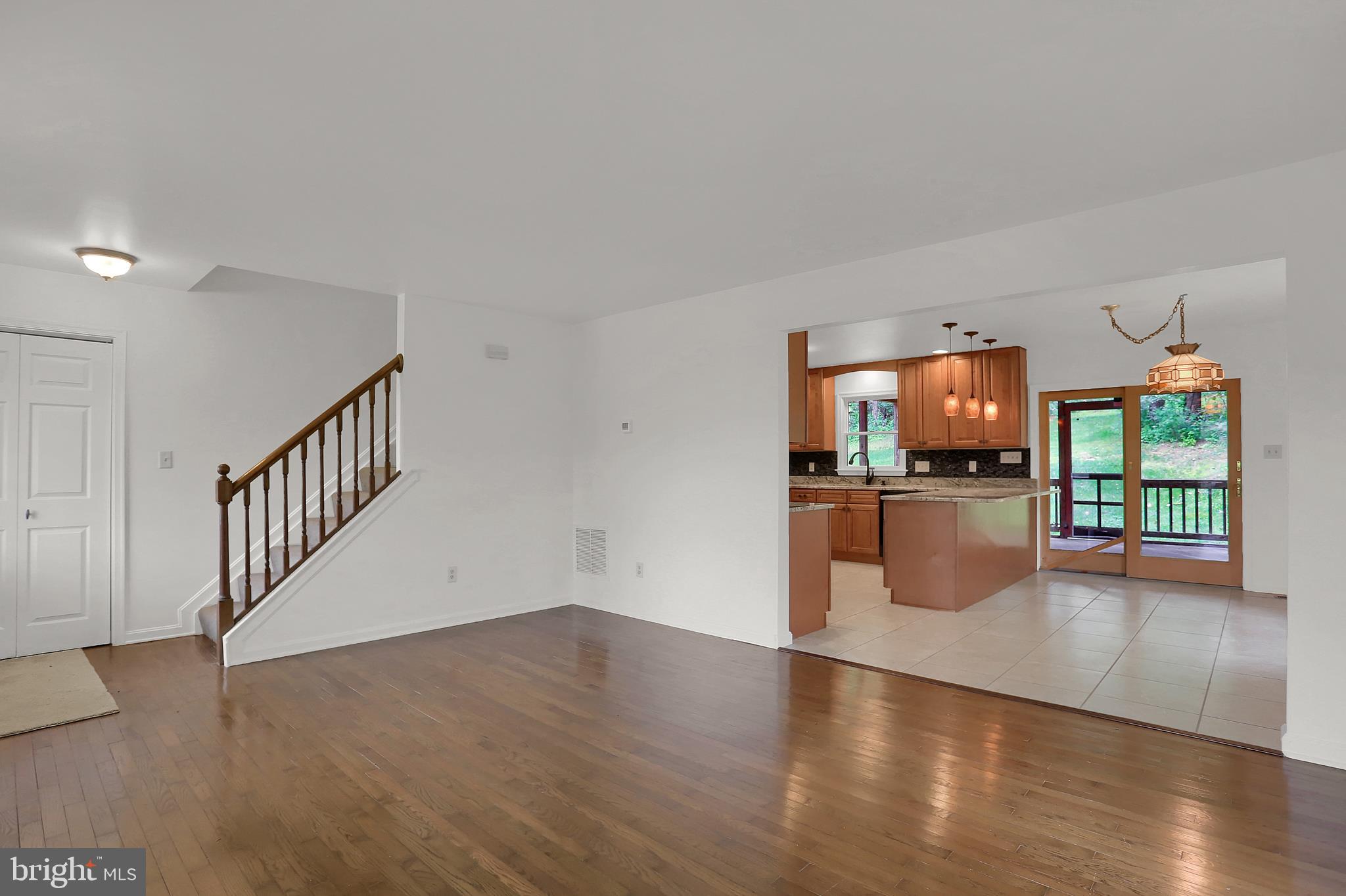 4735 Geeting Road Westminster, MD 21158 - Photo 7 of 35 Gallery Image 7