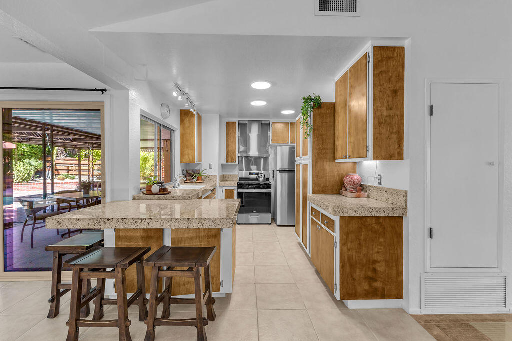 71521 Halgar Road Rancho Mirage, CA 92270 - Photo 5 of 31 IMG_0384