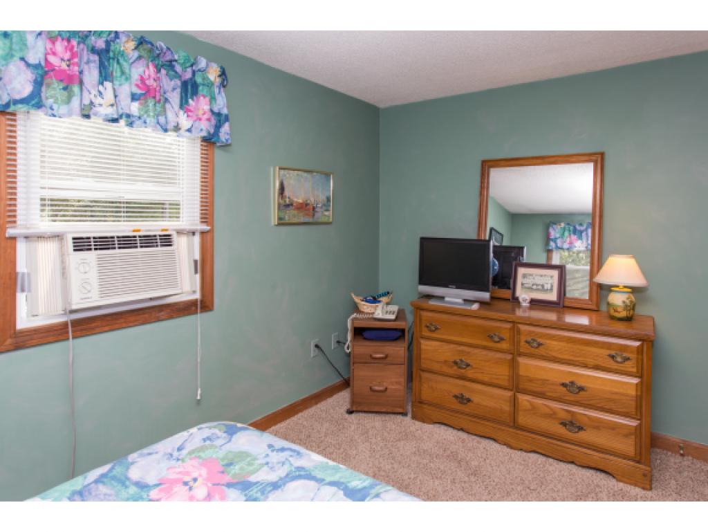 29 Howe Street Rochester, NH 03867 - Photo 22 of 34