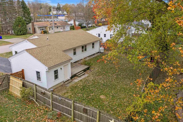 $549,900 | 8 Bonnie Drive, Exeter, NH 03833