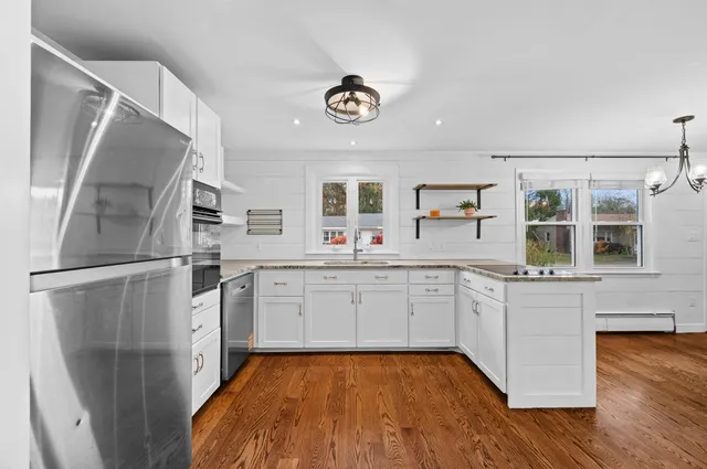 $549,900 | 8 Bonnie Drive, Exeter, NH 03833